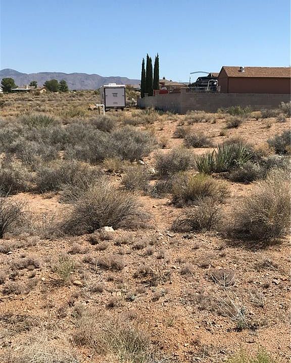 1st image of 9392 N Broken Saddle Dr