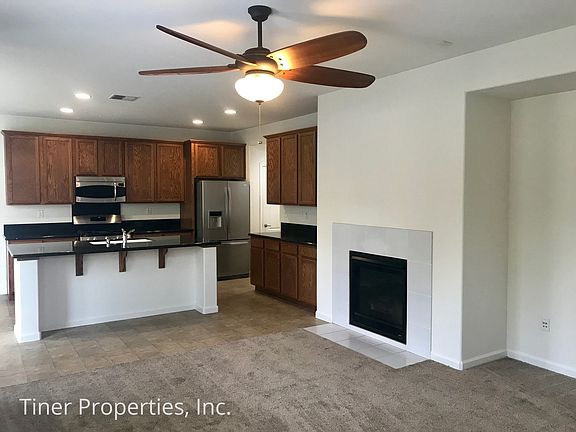 4th image of 4123 Hellenic Dr