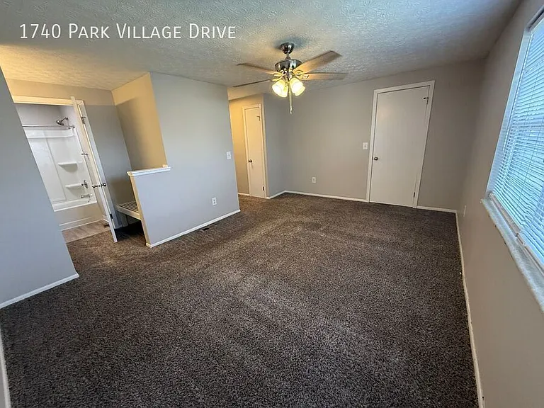 1740 Park Village Dr — Photo 18