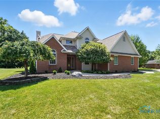 705 Deer Valley Ct, Findlay, OH 45840