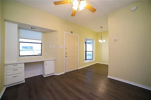 2604 Salado St #103 Photo 1