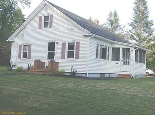 15 Grove St, Lisbon, ME 04252