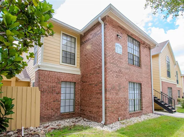 8734 Mallard Reserve Dr Unit 201, Tampa, FL 33614