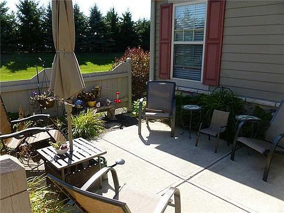 3rd image of 9857 Connor Lake Cir