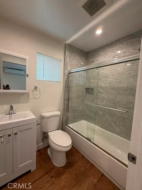 1 bed, 400 sqft, $1,900 — Photo 3