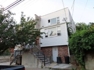 959 E 216th St, Bronx, NY 10469