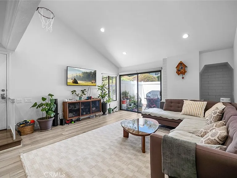 1219 Porto Grande — Photo 3