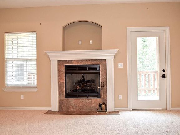 5th image of 51 Cranfield Dr