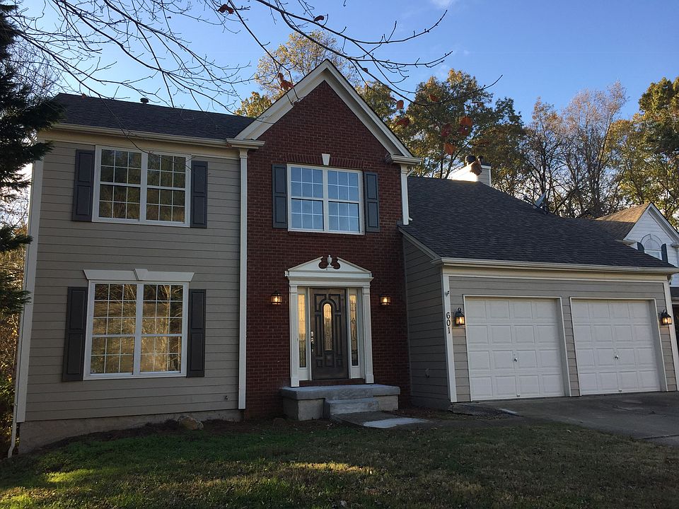 1st image of 601 Grasmere Ct NE