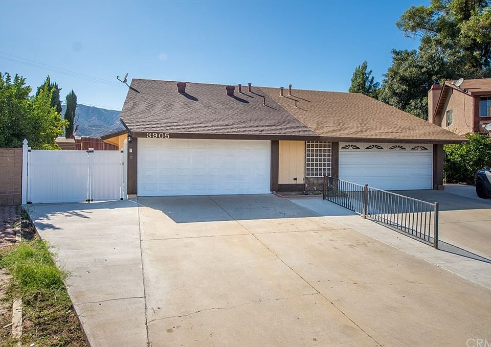 1st image of 3905 Eisenhower Dr
