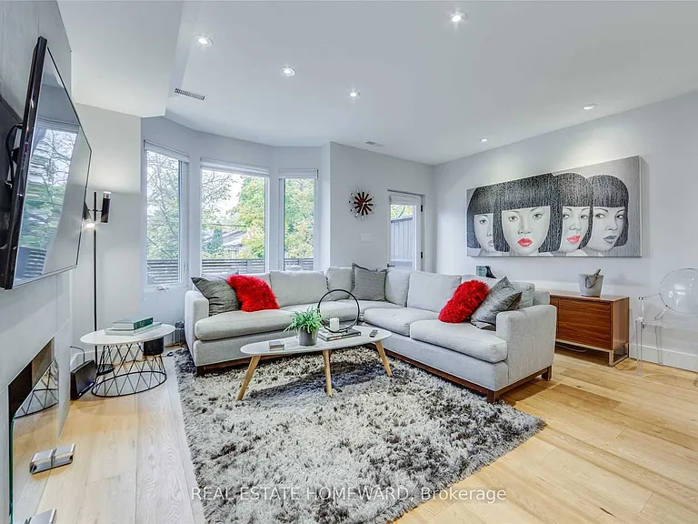 185 Strathmore Blvd #UPPER — Photo 5