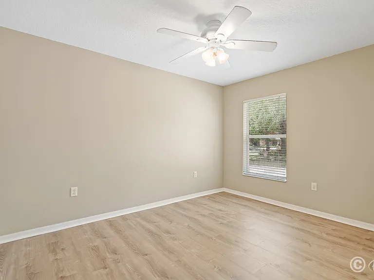 2106 Pleasant View Ave — Photo 21