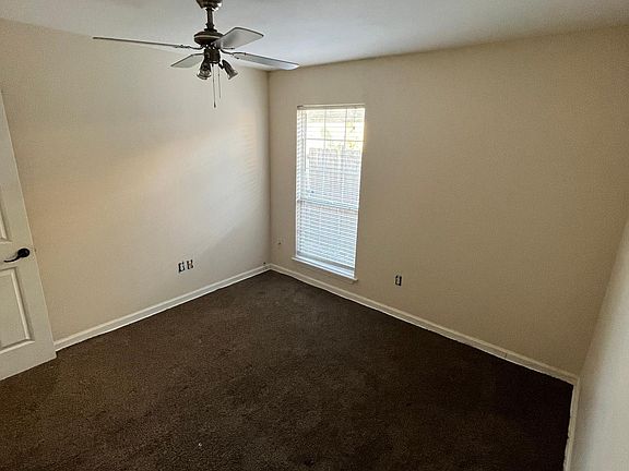 2nd image of 6979 Pinebrook Dr