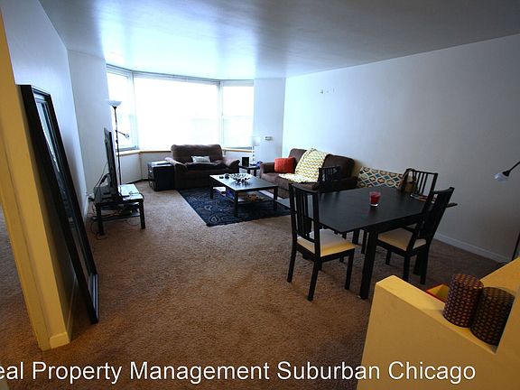 5th image of 535 N Michigan Ave APT 311