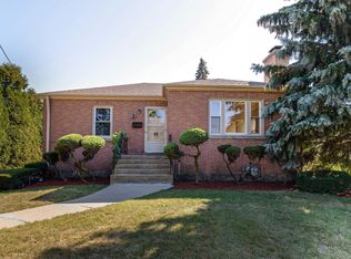 23 Prairie Ave, Highwood, IL