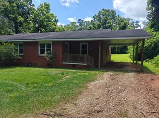 215 Jones St #D, Laurens, SC 29360
