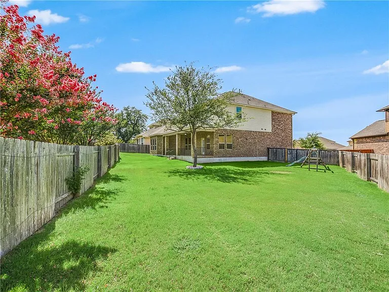 2208 Legend Hill Dr — Photo 29