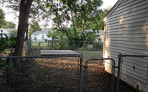 5th image of 3011 Anzio Dr