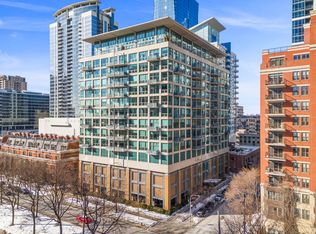 125 E 13th St UNIT 702, Chicago, IL 60605