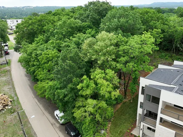 6031 Hill Cir, Nashville, TN 37209