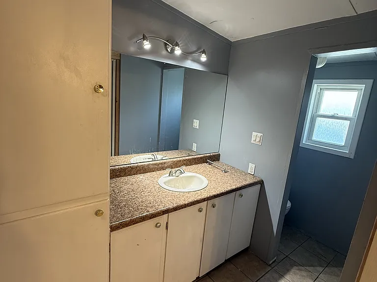 3719 Fountain Cir — Photo 9