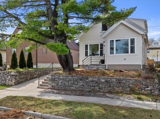 1525 S 93rd St, West Allis, WI 53214