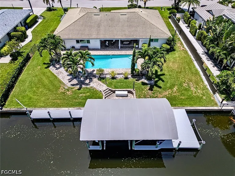 1029 Wittman Dr — Photo 49