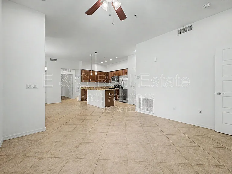 5550 N 16th St #167 — Photo 4