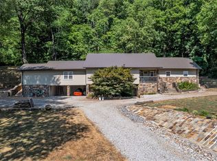17827 N Highway 71, Mountainburg, AR 72946