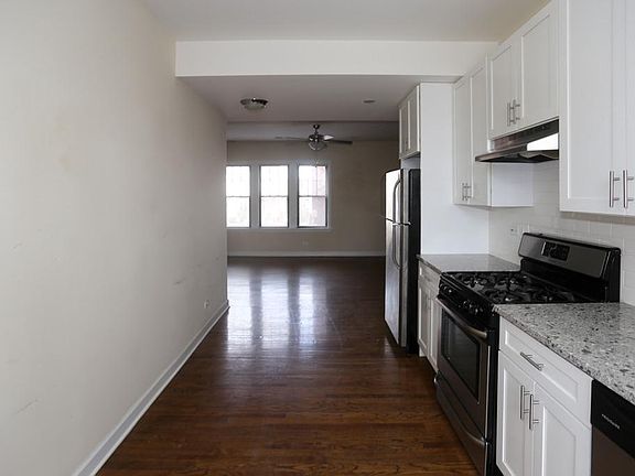3rd image of 1821 W Leland Ave #K1