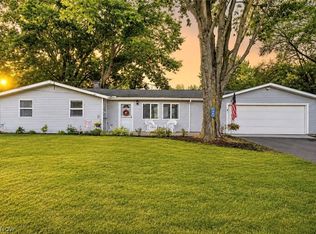 1487 Yale Dr, Brunswick, OH 44212