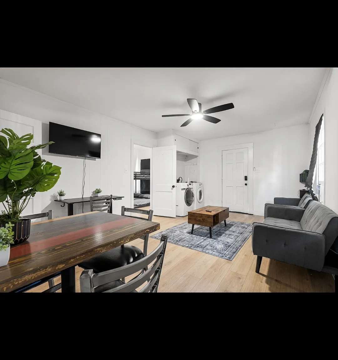 2 bed, 900 sqft, $1,900 — Photo 4