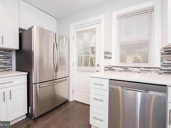 3rd image of 1219 S Bucknell St #1F