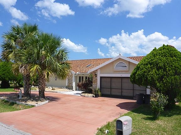 2nd image of 117 Coral Reef Ct N