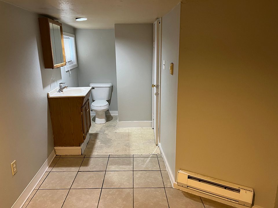 1st image of 4216 Pasadena Pl NE #4