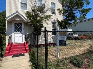 21819 141st Ave, Springfield Gardens, NY 11413