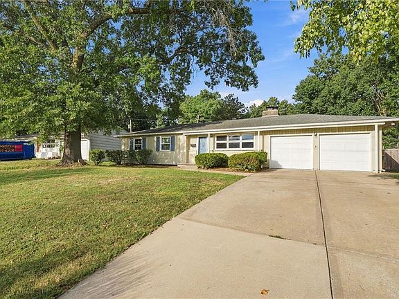 3rd image of 6324 Nall Ave