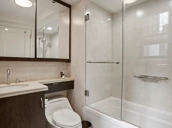 160 Central Park South image 13 of 14