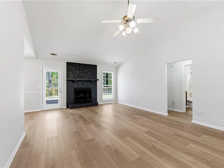 201 Colony Springs Dr — Photo 19