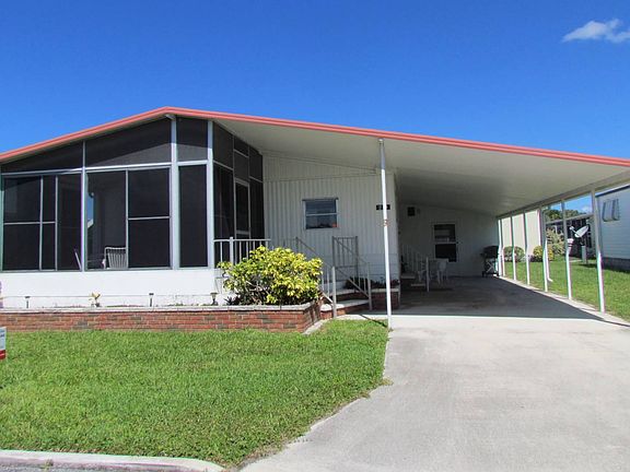 2nd image of 219 Spanish Lakes Dr