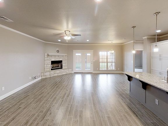3rd image of 3 Grace Wood Ln