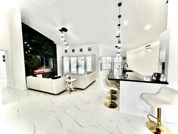 5th image of 13646 Brightstone Street