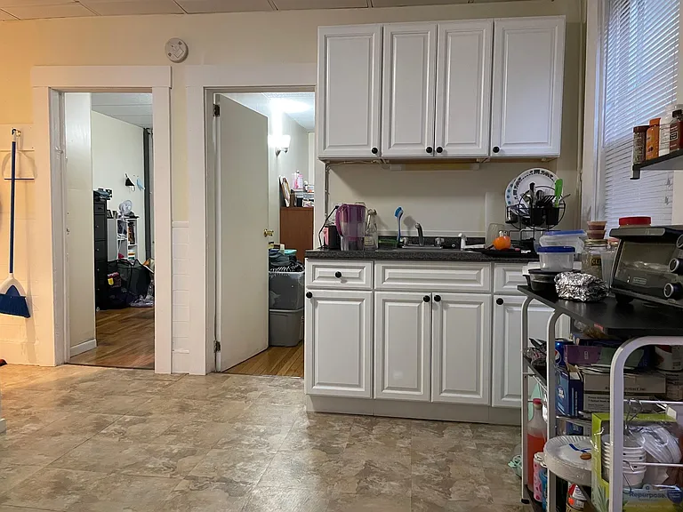 140 Hampshire St #1 — Photo 3