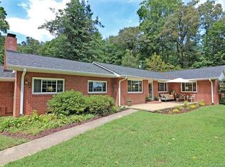 72 Tica Farm Dr, Pisgah Forest, NC 28768