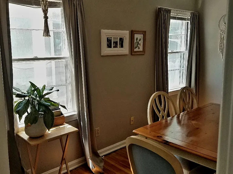 129 N Broadview Ave — Photo 7