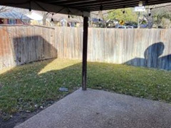 4th image of 2890 Westridge Ave
