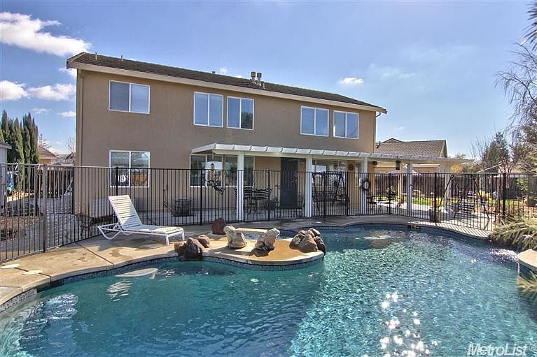 2nd image of 548 Gibson Dr Ste 200