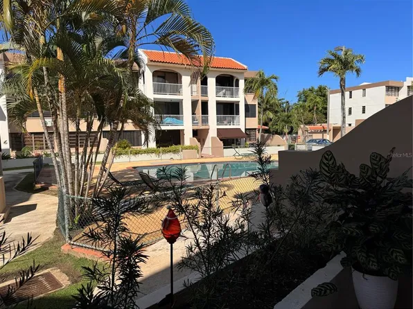 9 Laguna #C12, Carolina, PR 00979
