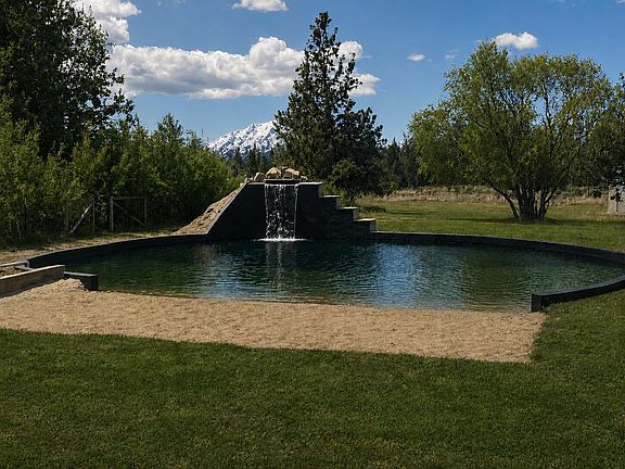 2nd image of 62705 Hamby Rd