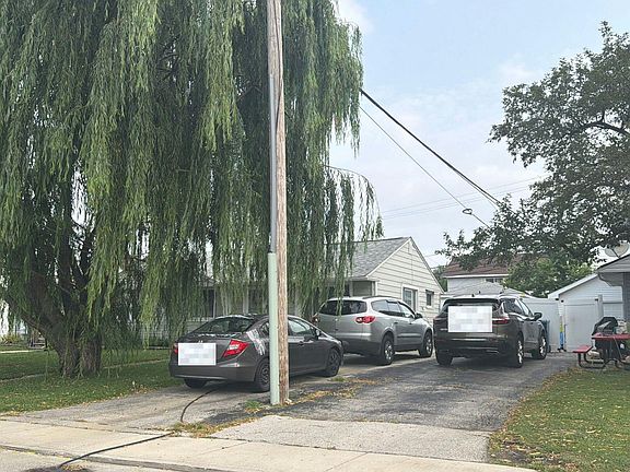 2nd image of 4214 W 87th Pl